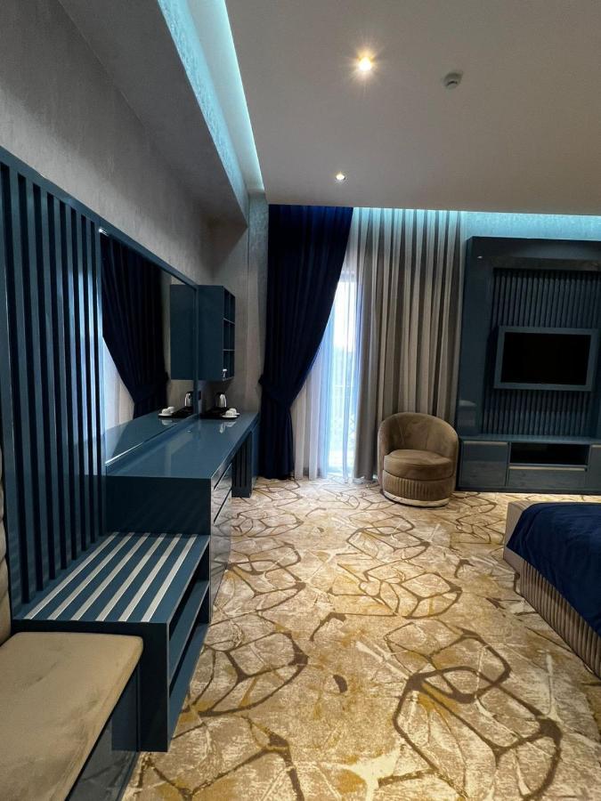 Vis Palm Hotel 占贾 外观 照片